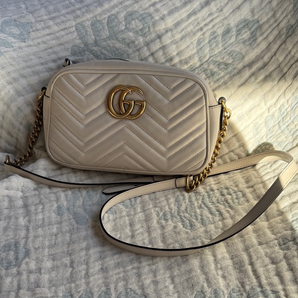 Gucci Beige Leather Crossbody with Gold Chain